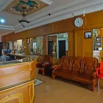 Oyo 92266 Hotel Binaka Medan