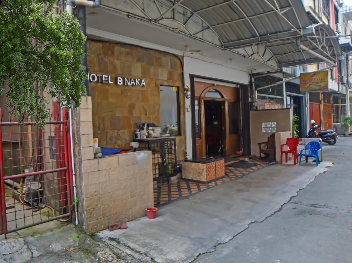 Oyo 92266 Binaka Hotel 2*