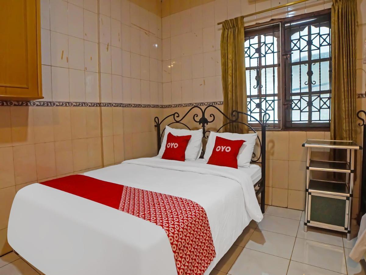 Oyo 92266 Binaka Hotel 2*