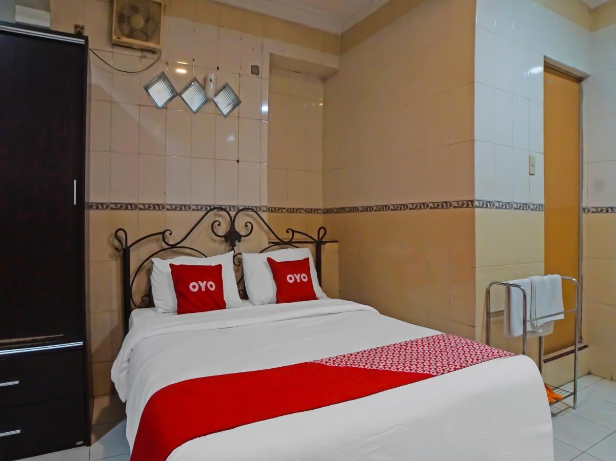Hotel Oyo 92266 Binaka 2*